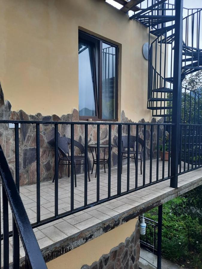 Guest House Bochora Bordjomi Extérieur photo