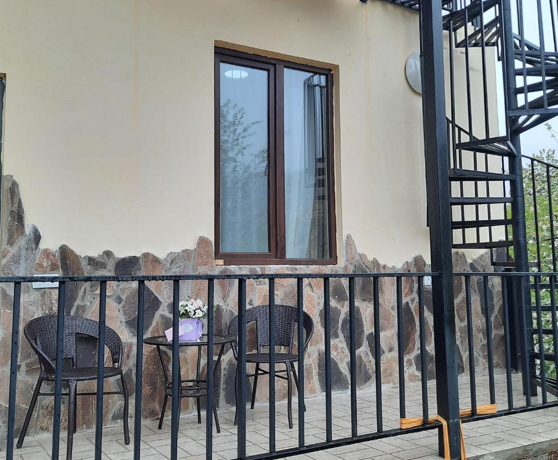 Guest House Bochora Bordjomi Extérieur photo